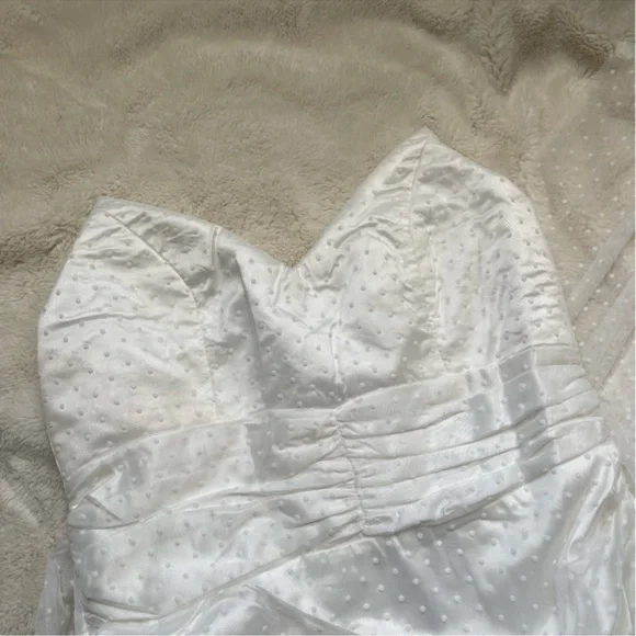 NEW! Fashion Nova White Dress - Picture 6 of 7